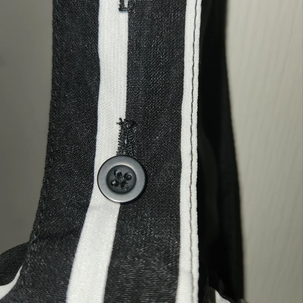 NWT ! JUMPER ! - Picture 4 of 11